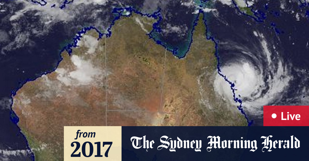 Cyclone Debbie hits the Queensland coast